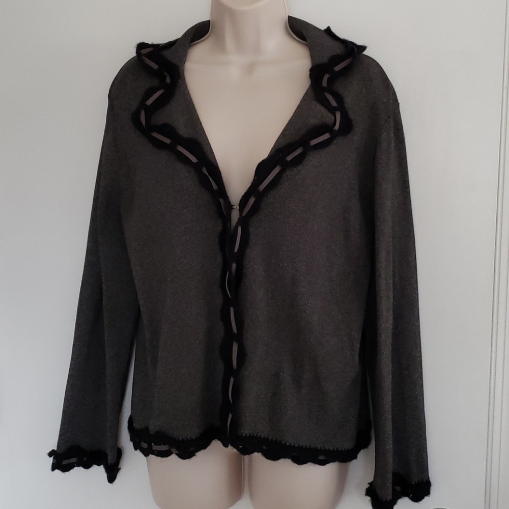 Yarns And Stitches Cardigan Size M